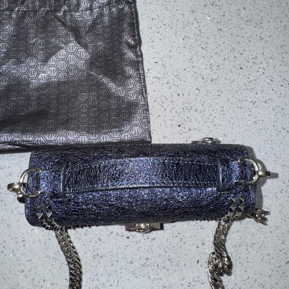 Glamorous Black Skull Embellished Crossbody Bag - Picture 6 of 12